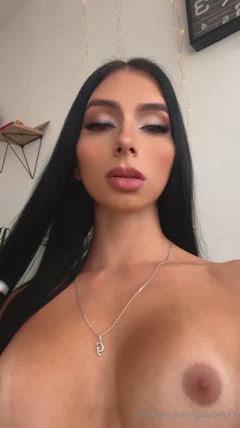 Sexy & hung Latina, gabybelt13