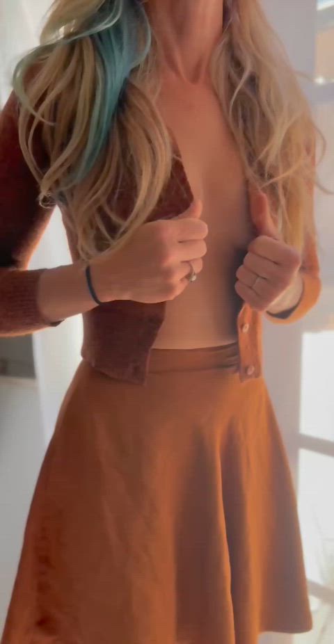 The hot mom, hot librarian….