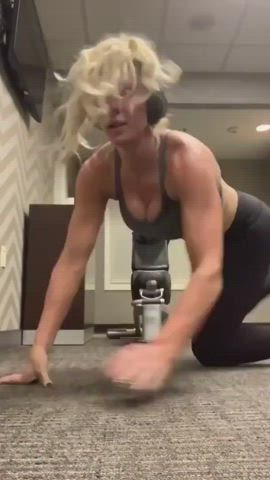 big tits blonde celebrity clip