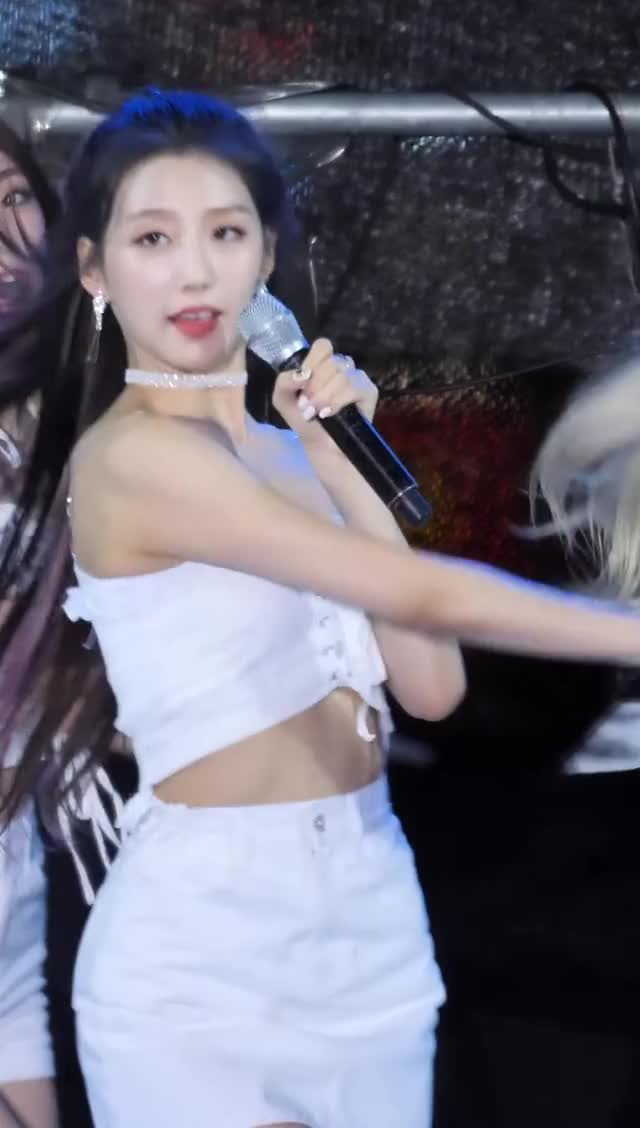 Lovelyz - Yein 190817