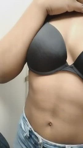 Tittyfuck me on the plane, please!