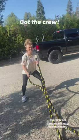 Kaley Cuoco Spandex Workout clip