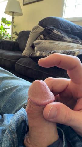 Just randomly leaking precum! π€€