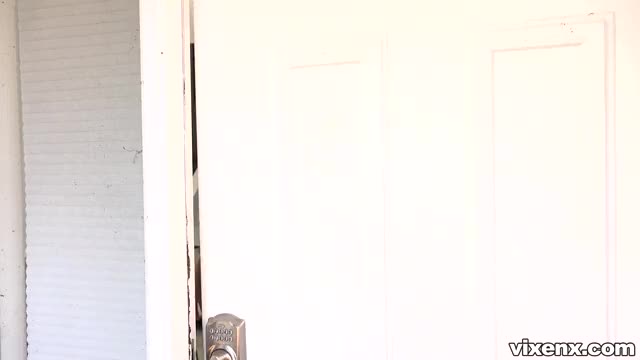 Charity Crawford - Handyman DIscount [PropertySex]