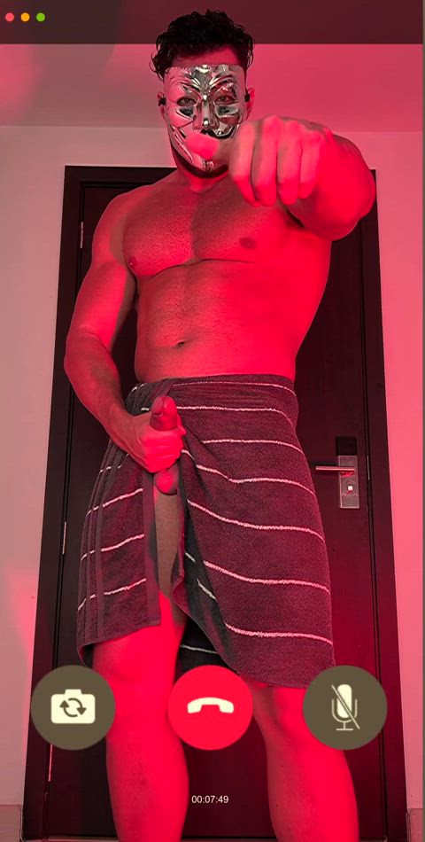 6'8 is calling you 😈