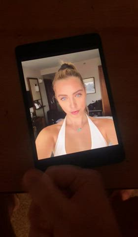 Blonde Cum Tribute clip