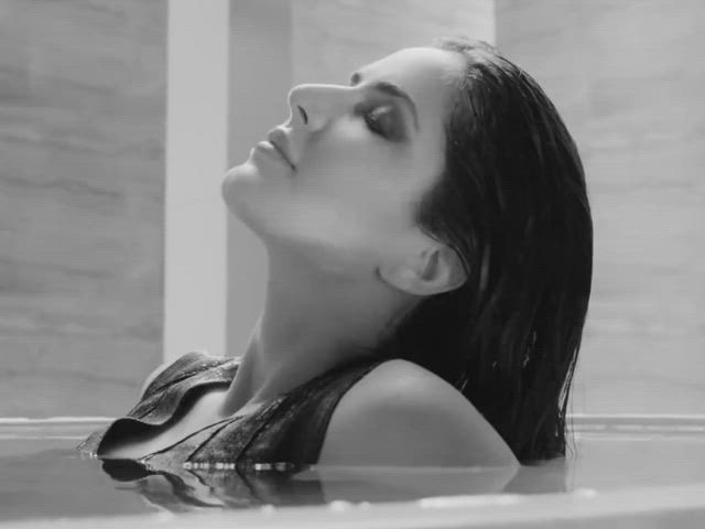 Katrina Kaif: Those expressions...