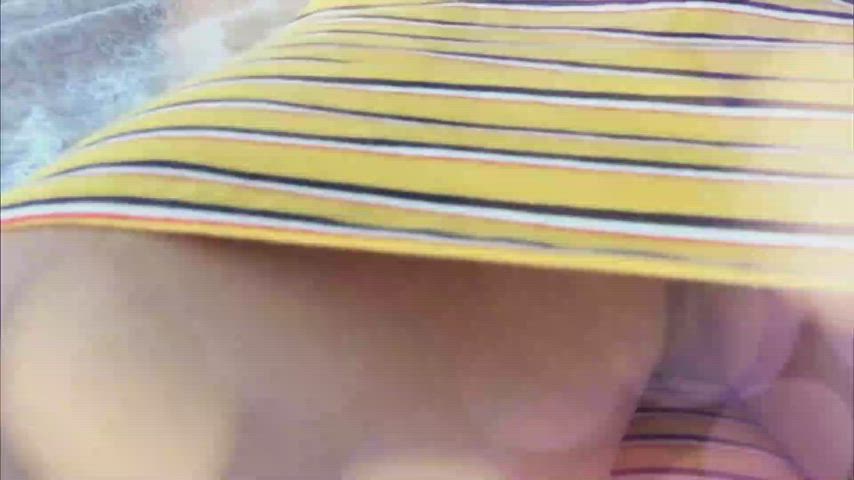 Amateur Upskirt Voyeur clip