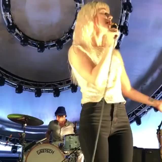hayley shiny 2