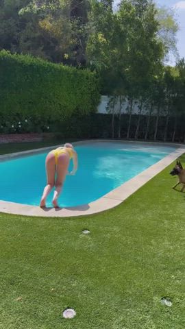 Celebrity Spandex Workout clip