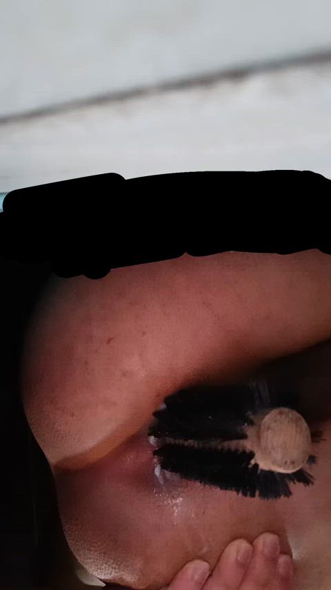 Bahraini 22 looking for a dick