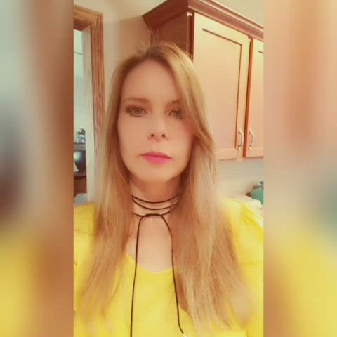A little throwback video when I had blonde hair