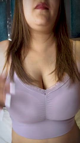 boobs nipple play tits clip