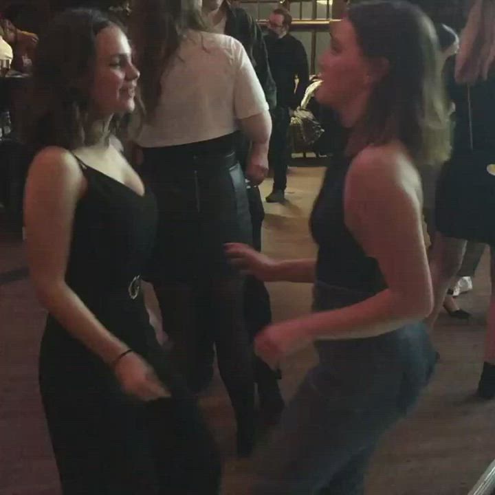 Ass Celebrity Dancing clip