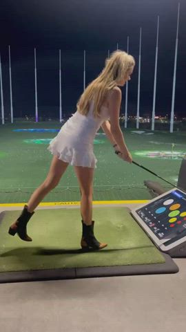 Blonde Legs Outdoor clip