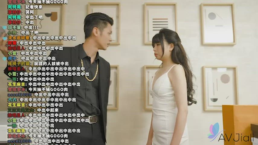Xiaomei sucks and fucks a customer while she is online live in her chat room