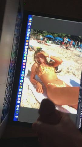 cumslut kelsey has seen a few of my loads lol 🔥🚨