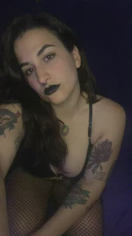 Femme Latina Thick clip