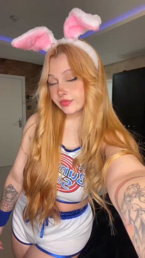 Lola bunny cosplay π°π