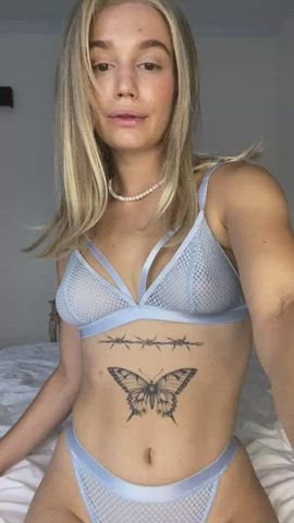 18 years old blonde boobs onlyfans teen clip