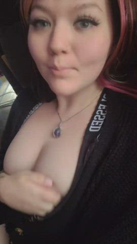 flashing tits topless clip