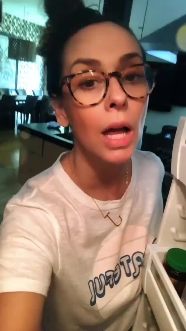 Celebrity Sarah Silverman clip