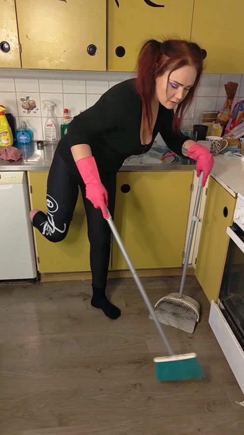 Little bit cleaning π«¦π