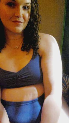Who's into chubby girls?