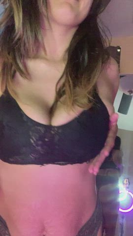 Big Nipples Big Tits Lactating clip