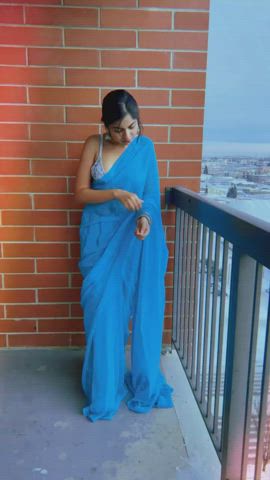 Cute Hotwife Indian clip