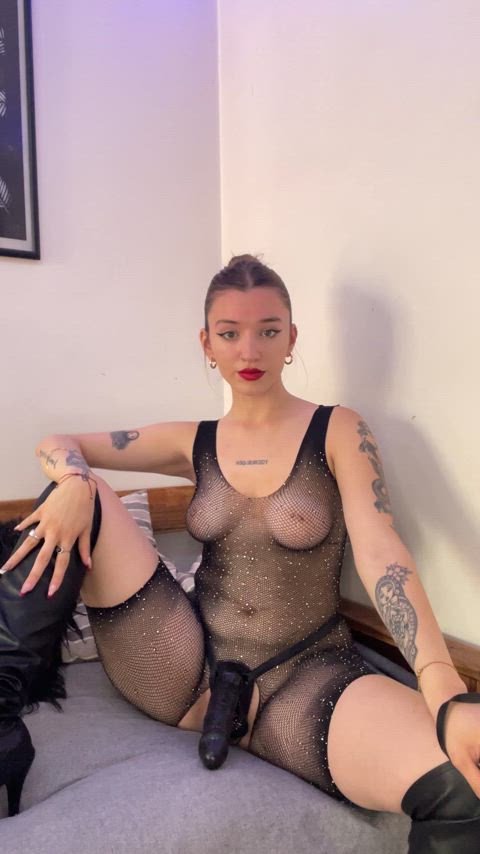 amateur femdom onlyfans strap on clip
