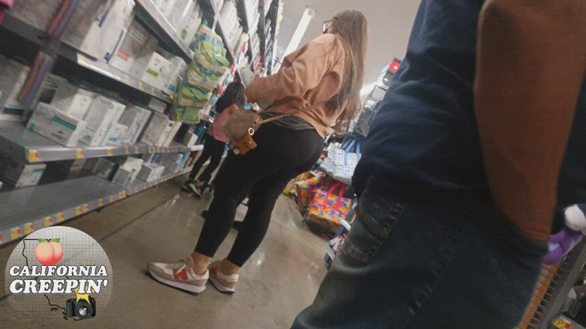 Candid Leggings Voyeur clip
