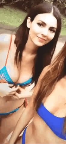 Bikini Tits Victoria Justice clip