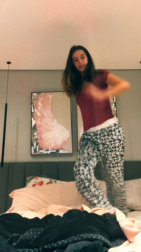 brazilian brunette dancing teen clip