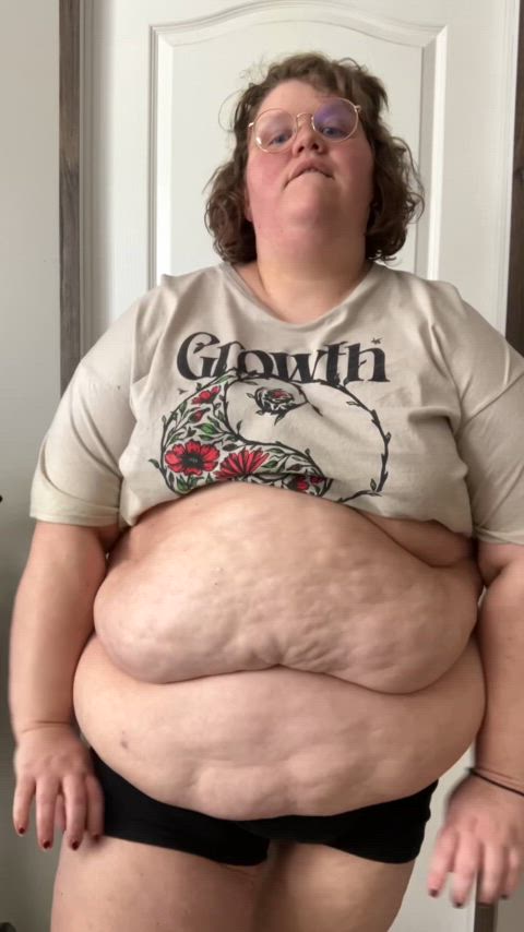 Happiest when playing with my belly π