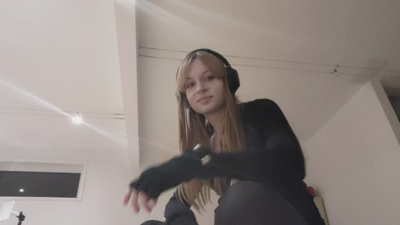 Funny Porn Stripping Trans clip