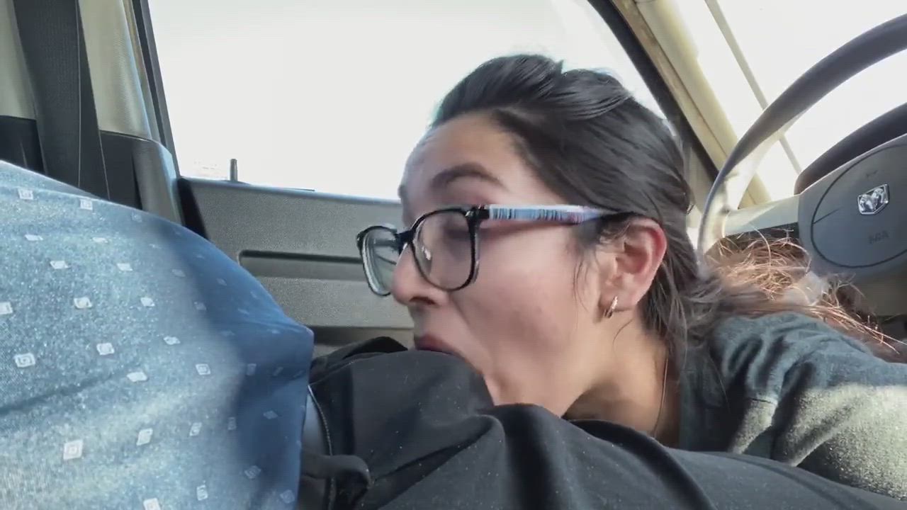 Babe Blowjob Brunette clip