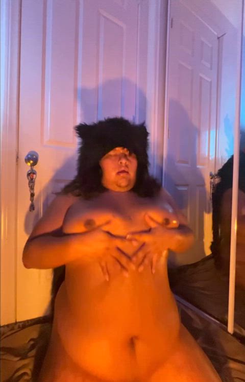 Tits, Tummy or Toes?
