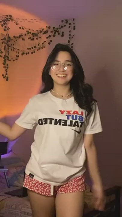 Dancing Legs Thick clip
