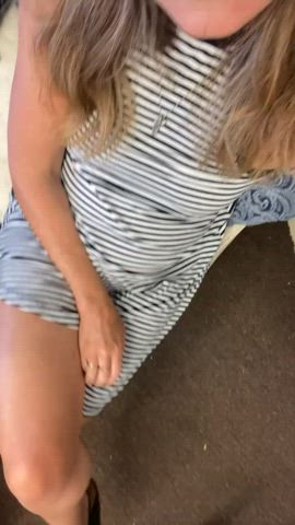 Pussy Upskirt Work clip