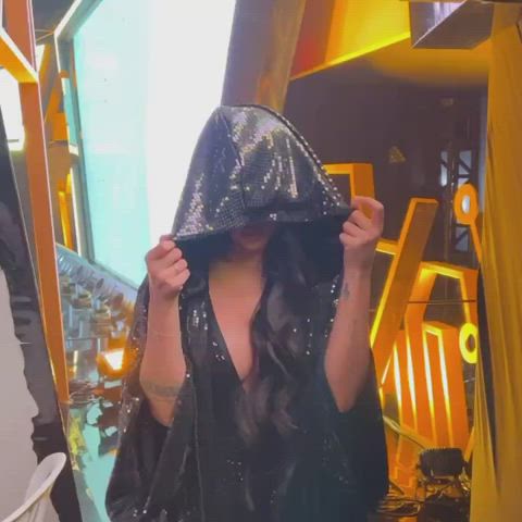 big tits brazilian brunette celebrity cleavage dress hourglass clip