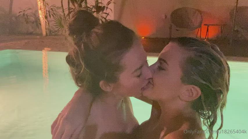 Big Tits Celebrity Lesbian clip