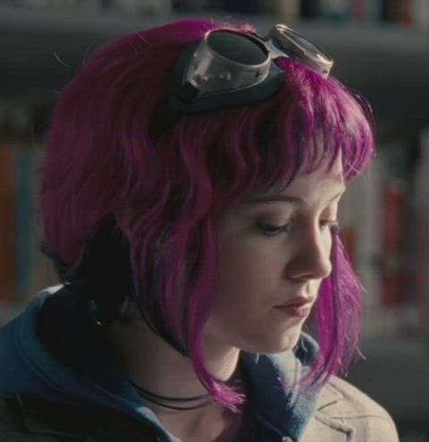 celebrity female mary elizabeth winstead clip