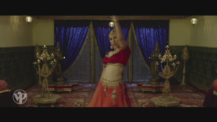 dancing indian saree clip