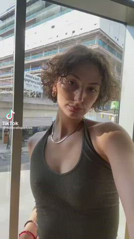 jiggling pawg tiktok clip