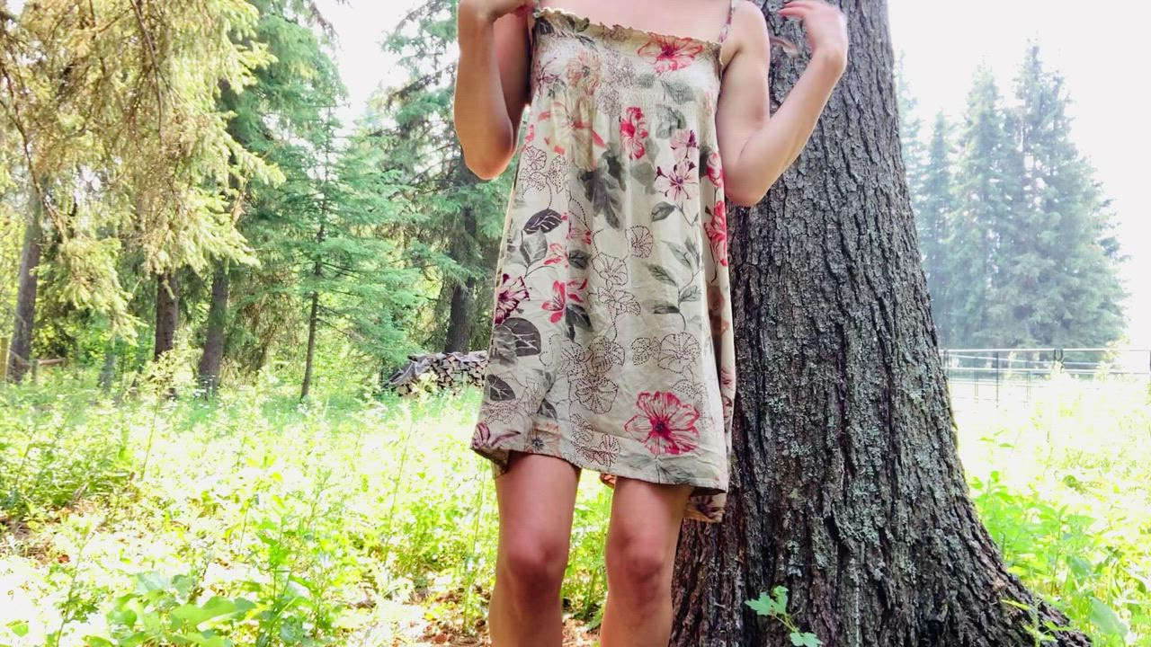 Cute Naked Outdoor clip