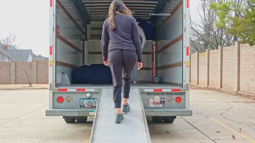 Even on moving day, I'm sexually available