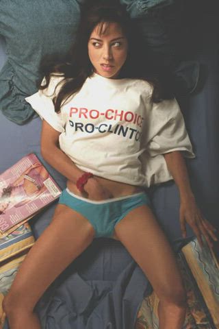 aubrey plaza sexy underwear clip