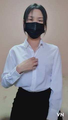 We still wear uniforms in college in Asia