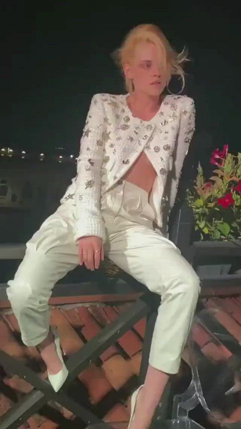 celebrity kristen stewart photoshoot clip